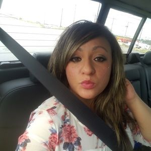 Meet your Posher, Eva